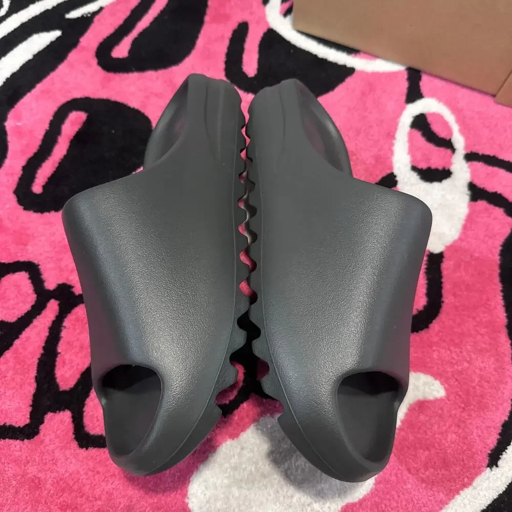 Yeezy adidas slide